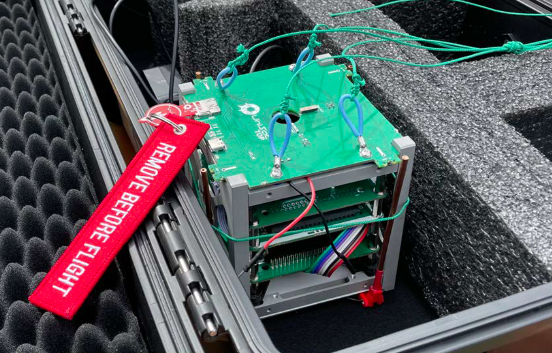 Nanosatellite © Lina Yeleuova